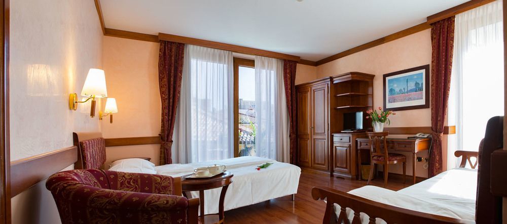 Hotel Villa Venezia Grado Bagian luar foto